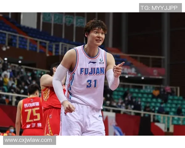 赛后分析：上海篮球队与北京篮球队的比赛节奏与战术对比探讨