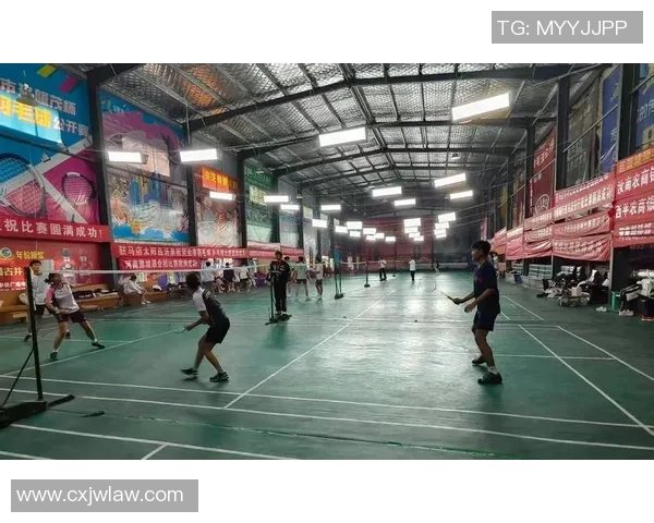 羽毛球盛宴:深入重庆羽毛球队的训练与比赛节奏探秘