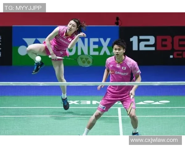 重庆羽毛球队与深圳羽毛球队赛后复盘分析灵活性对比及战术启示