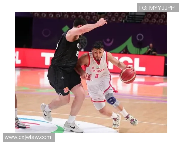 伊朗与中国篮球赛精彩对决展现两国体育实力与友谊的碰撞与交流